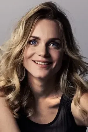 Liv Mjönes
